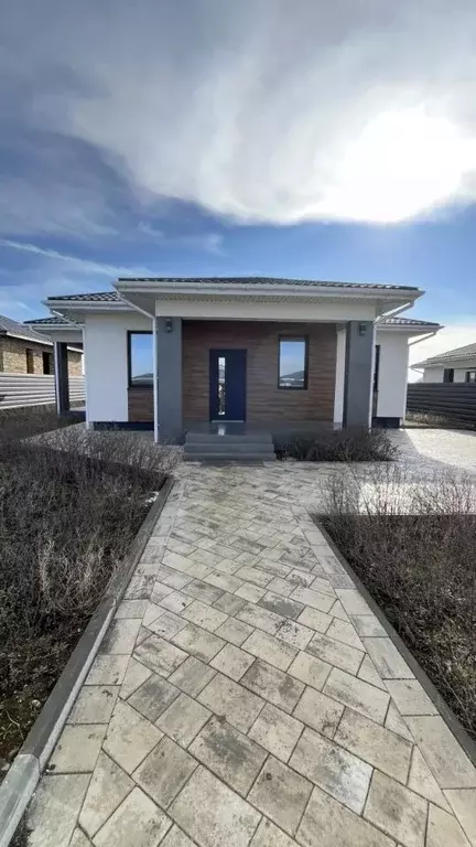 Дом в Крым, Симферопольский район, Мирновское с/пос, с. Белоглинка ул. ... - Фото 2