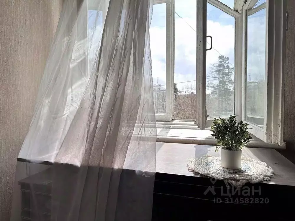 2-к кв. Иркутская область, Ангарск 51-й кв-л, 25 (56.0 м) - Фото 1