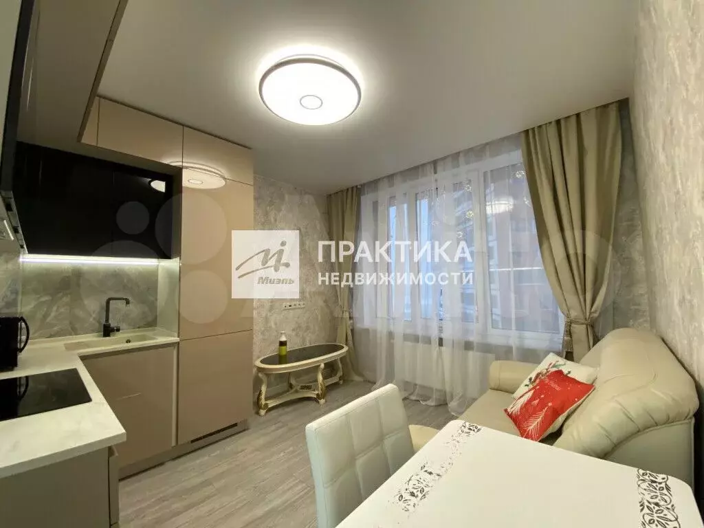 1-к. квартира, 38 м, 23/31 эт. - Фото 1
