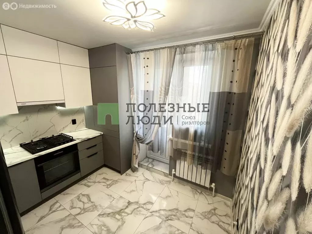 3-комнатная квартира: Орёл, Плещеевская улица, 8 (62.8 м) - Фото 1