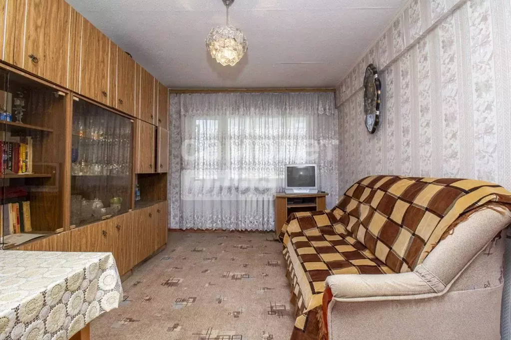 4-к кв. Ульяновская область, Ульяновск ул. Варейкиса, 11 (59.8 м) - Фото 0