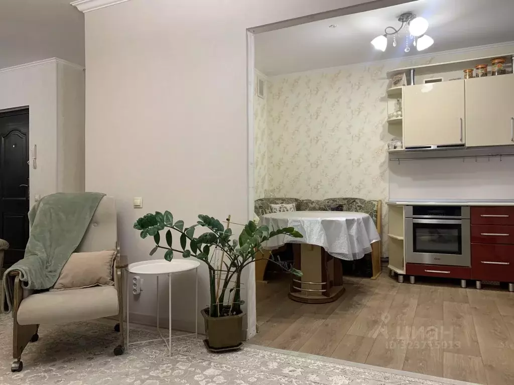 3-к кв. Алтайский край, Барнаул ул. Сергея Ускова, 3 (78.7 м) - Фото 1