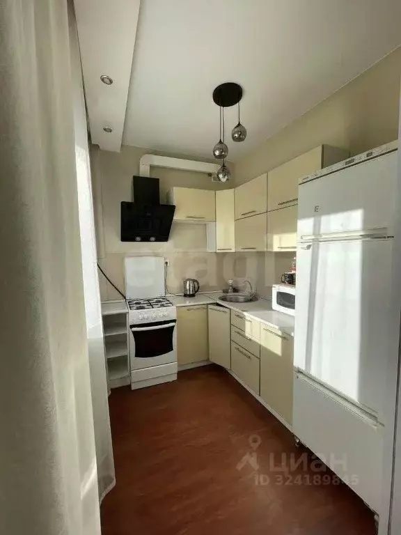 2-к кв. Красноярский край, Красноярск пл. Красная, 1 (52.4 м) - Фото 1