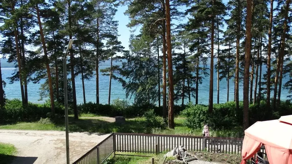 3-к кв. Челябинская область, Миасский городской округ, пос. Тургояк ... - Фото 1