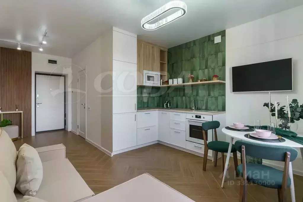1-к кв. Тюменская область, Тюмень Новгородская ул., 22 (41.6 м) - Фото 1