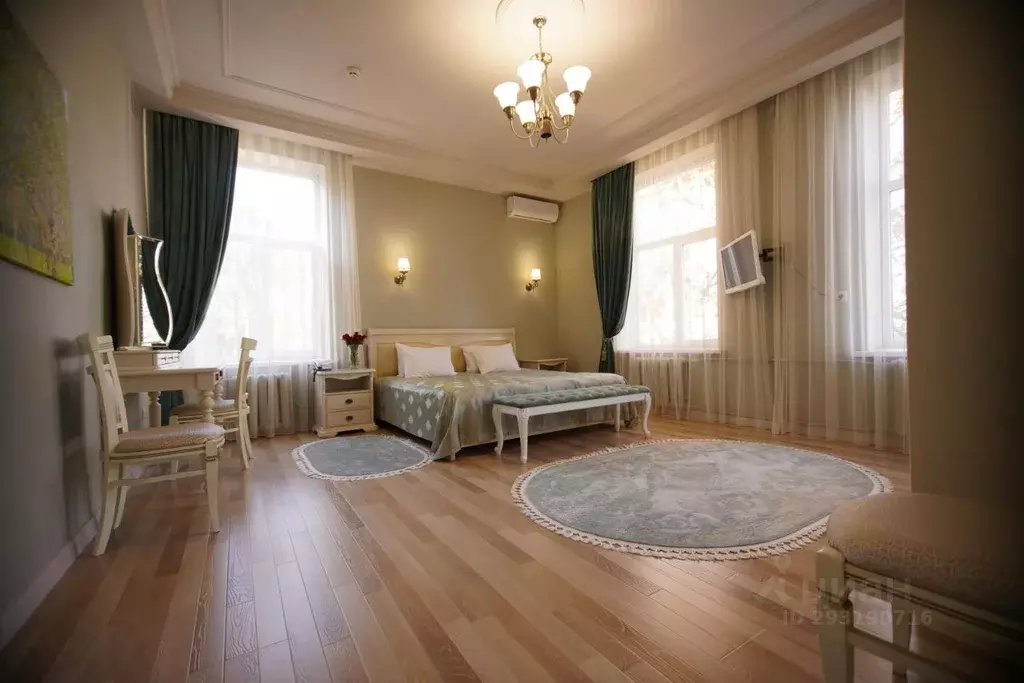 Комната Кабардино-Балкария, Нальчик ул. Тарчокова, 2 (120.0 м) - Фото 1