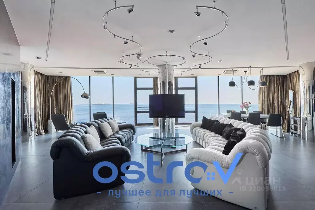 3-к кв. Санкт-Петербург пос. Репино, Приморское ш., 424 (160.0 м) - Фото 0