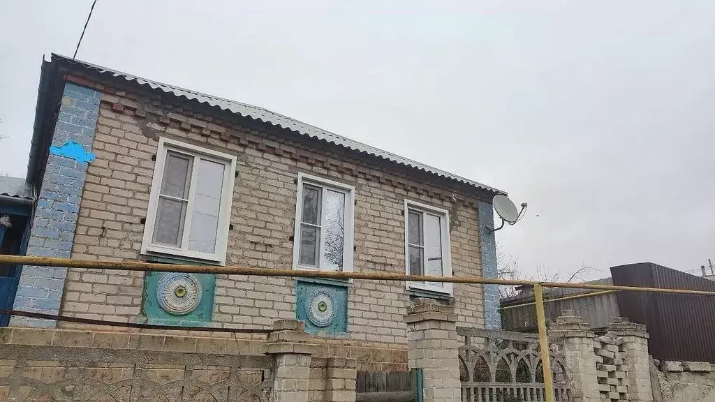 Дом в Ростовская область, Белая Калитва Степная ул., 8А (51 м) - Фото 1