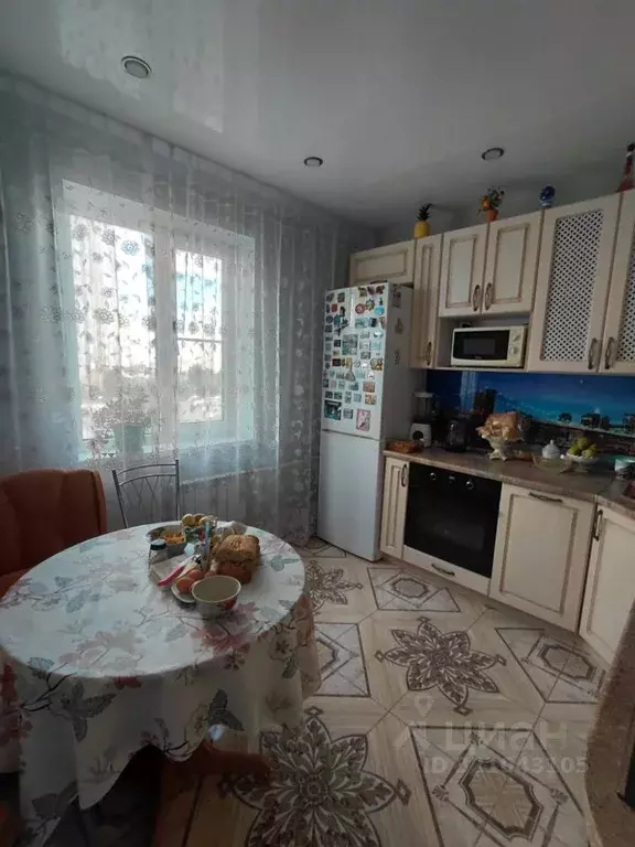 3-к кв. Курская область, Курск просп. Анатолия Дериглазова, 7 (78.9 м) - Фото 1