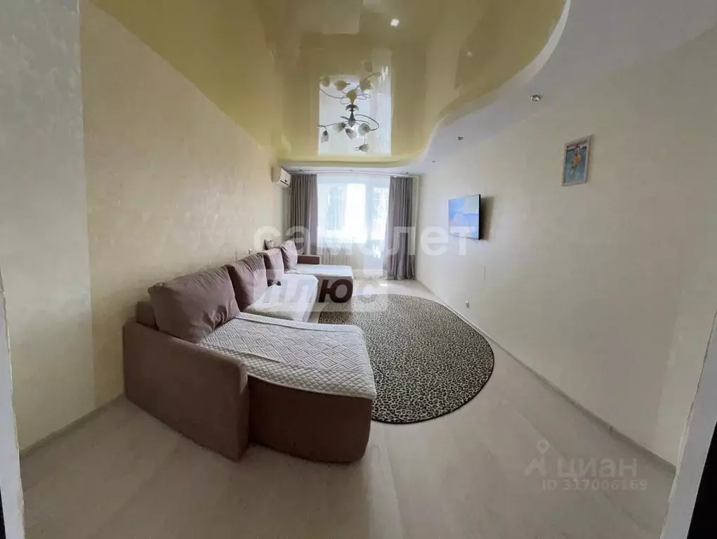 3-к кв. Калмыкия, Элиста 7-й мкр, 2к4 (67.0 м) - Фото 1
