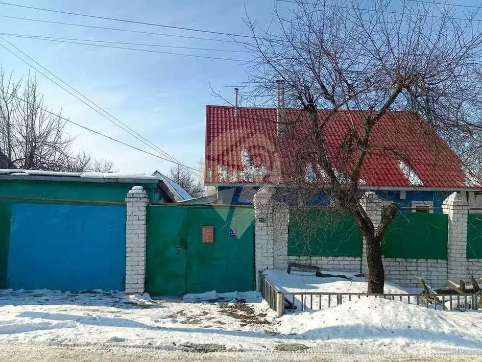 Дом в Белгородская область, Старый Оскол ул. Чехова (61 м) - Фото 0