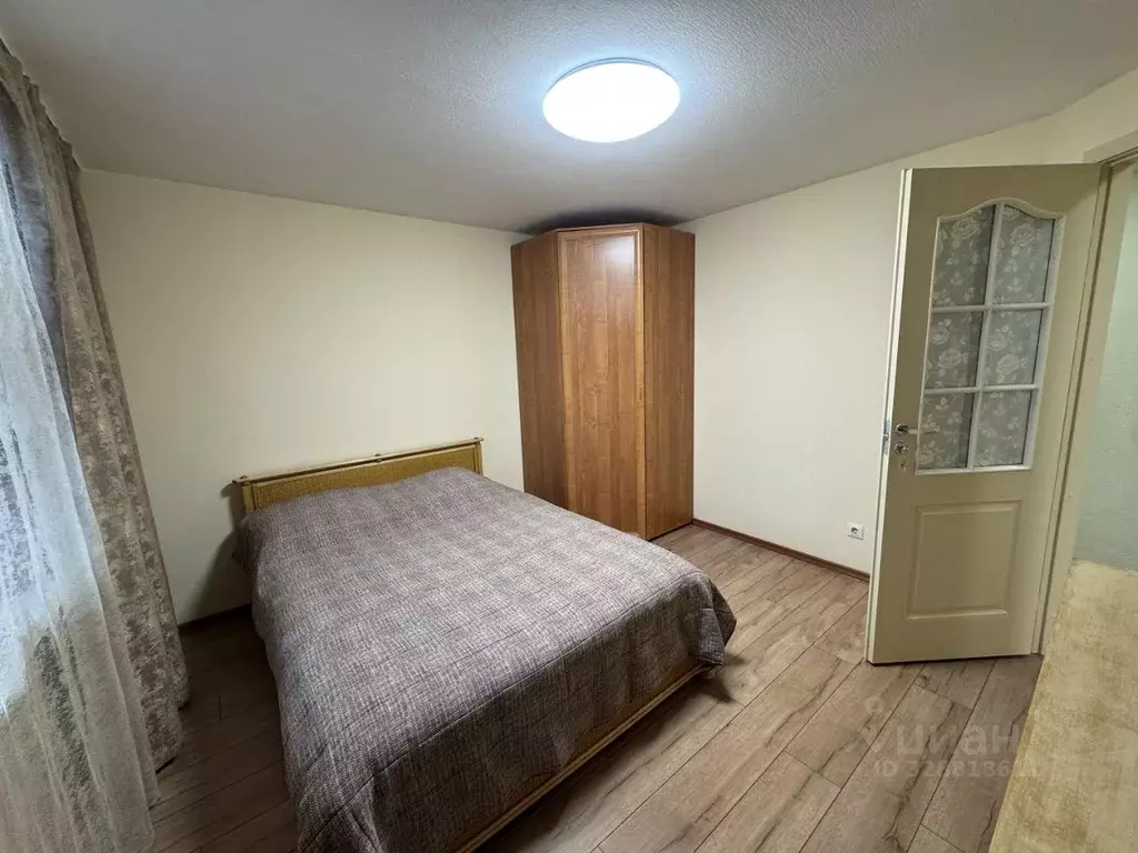 Квартира, 3 комнаты, 56 м - Фото 1