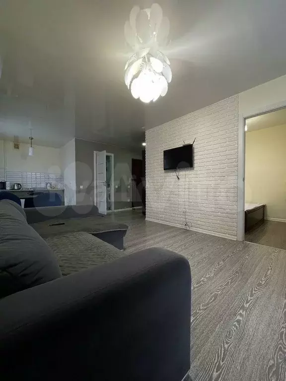 1-к. квартира, 35 м, 2/5 эт. - Фото 0