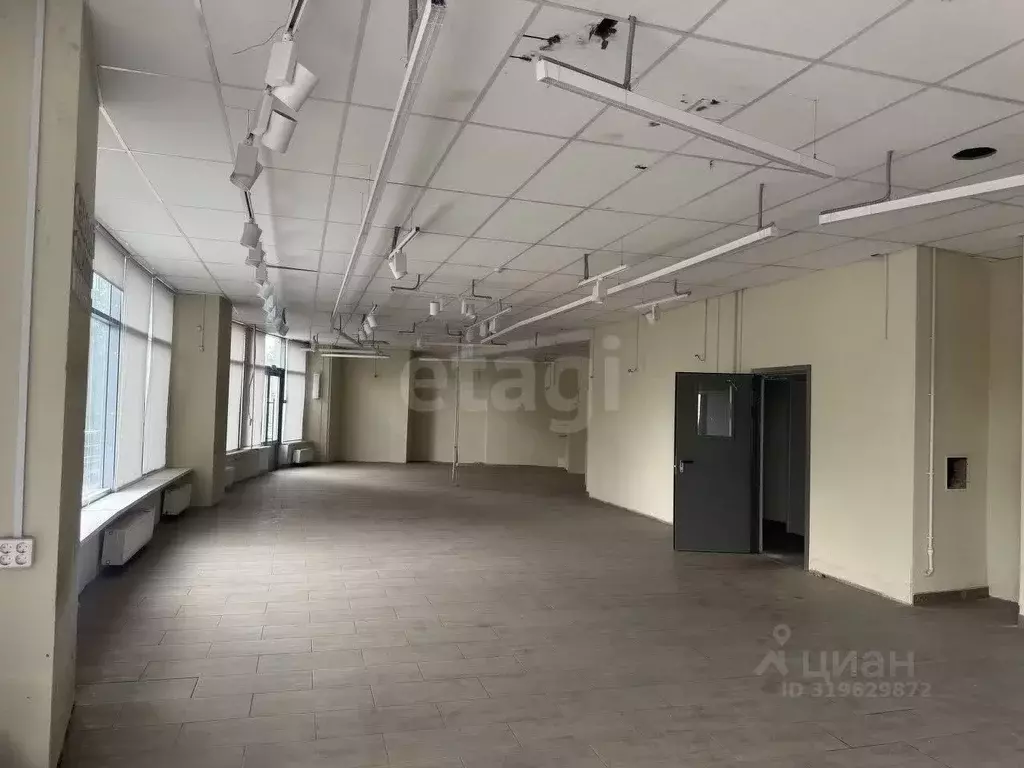 Помещение свободного назначения в Москва Балаклавский просп., 16 (133 ... - Фото 1