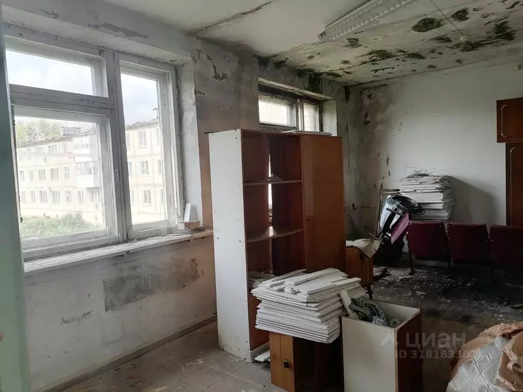 Помещение свободного назначения в Челябинская область, Златоустовский ... - Фото 1
