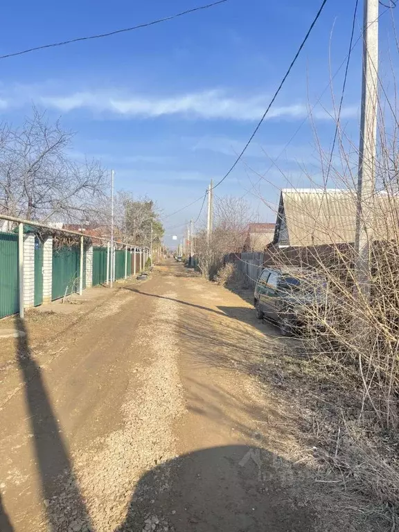 Участок в Волгоградская область, Волжский Изобилие СНТ, ул. Речная ... - Фото 1