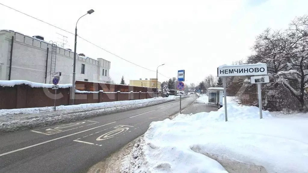 Участок в Московская область, Одинцовский городской округ, д. ... - Фото 1