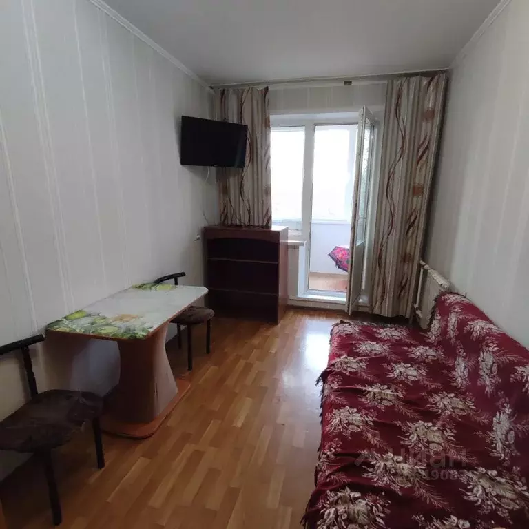 Комната Алтайский край, Барнаул ул. Антона Петрова, 216 - Фото 1