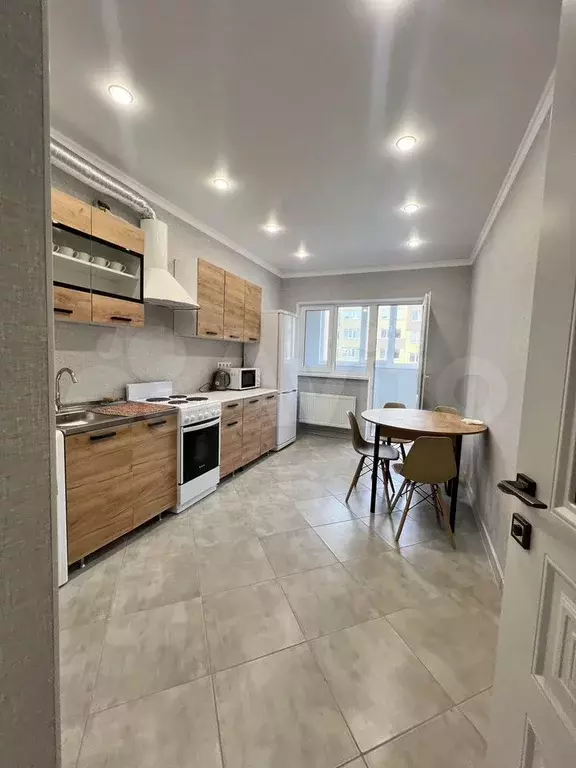 2-к. квартира, 62 м, 6/9 эт. - Фото 0