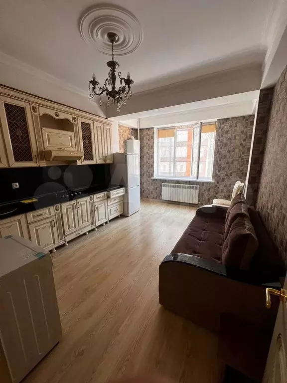 1-к. квартира, 50 м, 4/10 эт. - Фото 0
