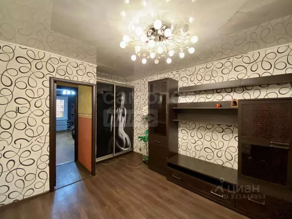 2-к кв. Оренбургская область, Оренбург ул. Юных Ленинцев, 6 (44.7 м) - Фото 0