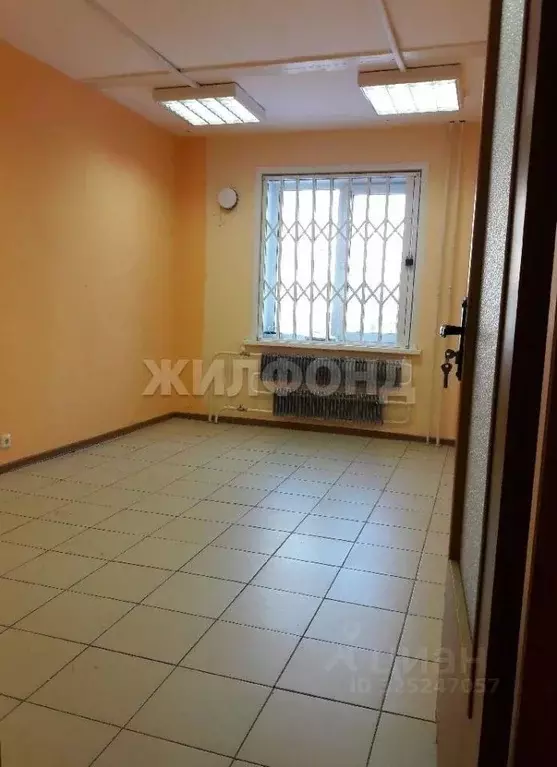 Торговая площадь в Новосибирская область, Новосибирск ул. Виктора Уса, ... - Фото 2