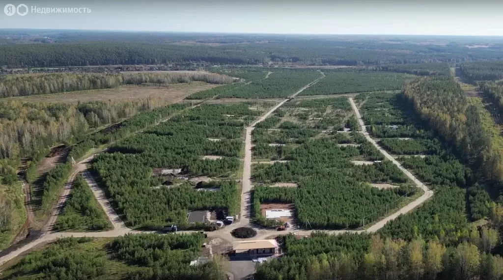 Участок в Свердловская область, посёлок городского типа Белоярский (9 ... - Фото 0