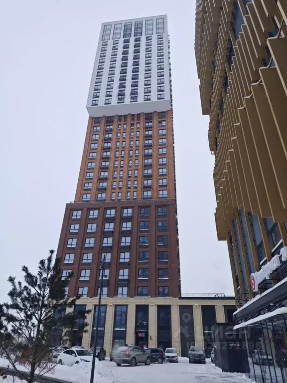 Гараж в Тюменская область, Тюмень ул. Тимофея Чаркова, 93 (13 м) - Фото 1