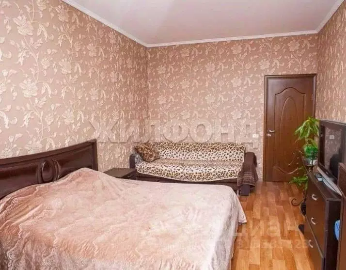 3-к кв. Кемеровская область, Кемерово ул. Серебряный Бор, 5 (87.3 м) - Фото 1
