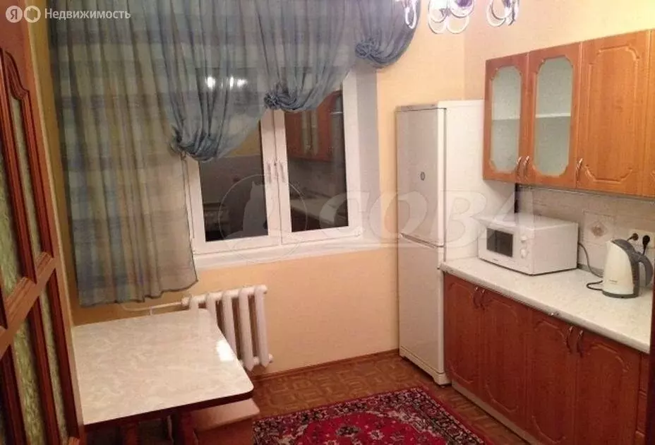 2-комнатная квартира: Тюмень, улица Салтыкова-Щедрина, 55 (66 м) - Фото 1