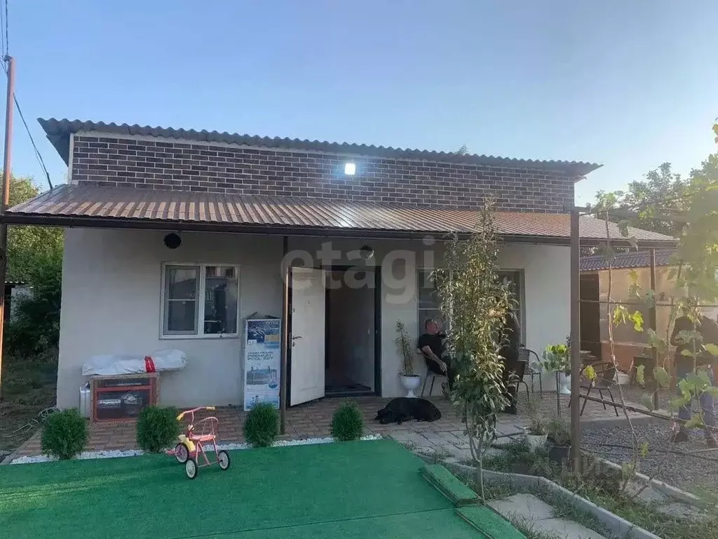 Дом в Ростовская область, Аксай ул. Виктора Бубнова (49 м) - Фото 0