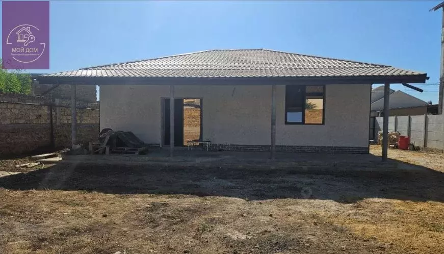 Дом в Крым, Сакский район, с. Уютное ул. Садовая (140 м) - Фото 2