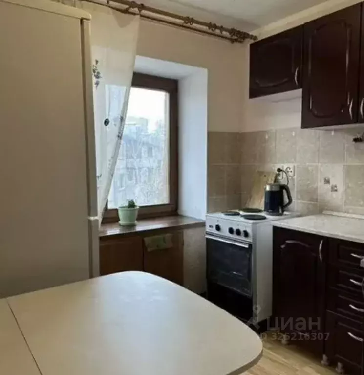 1-к кв. Кемеровская область, Кемерово просп. Ленина, 63 (30.0 м) - Фото 1