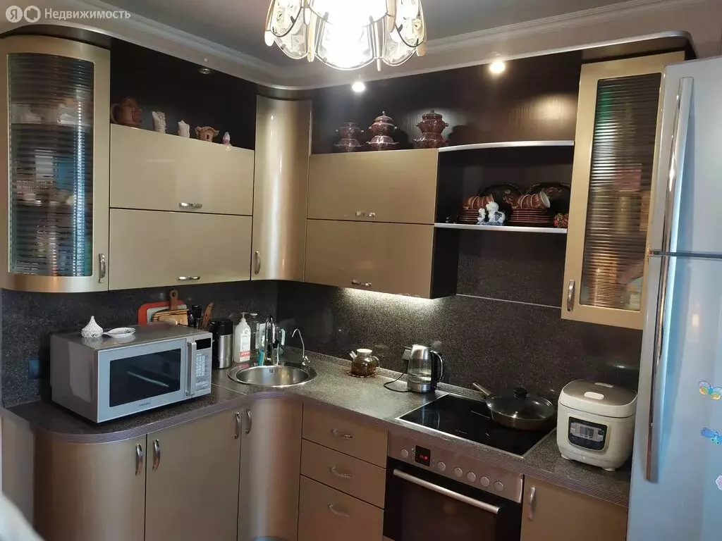 2-комнатная квартира: Тольятти, улица 70 лет Октября, 11 (57.2 м) - Фото 1