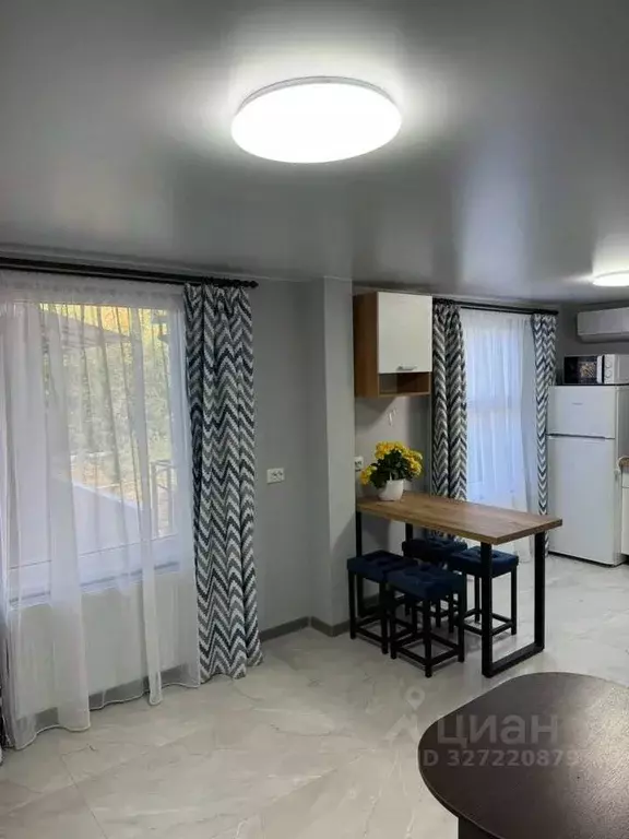 2-к кв. Крым, Судак ул. Пограничников, 12/1 (40.0 м) - Фото 1