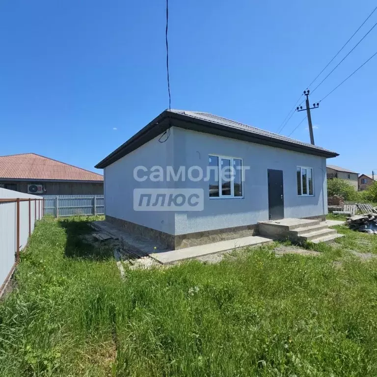 Дом в Краснодарский край, Абинск Изумрудная ул. (84 м) - Фото 0