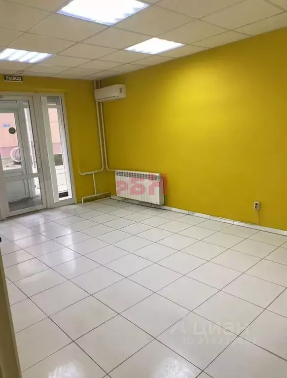 Торговая площадь в Воронежская область, Воронеж ул. Артамонова, 34/2 ... - Фото 0