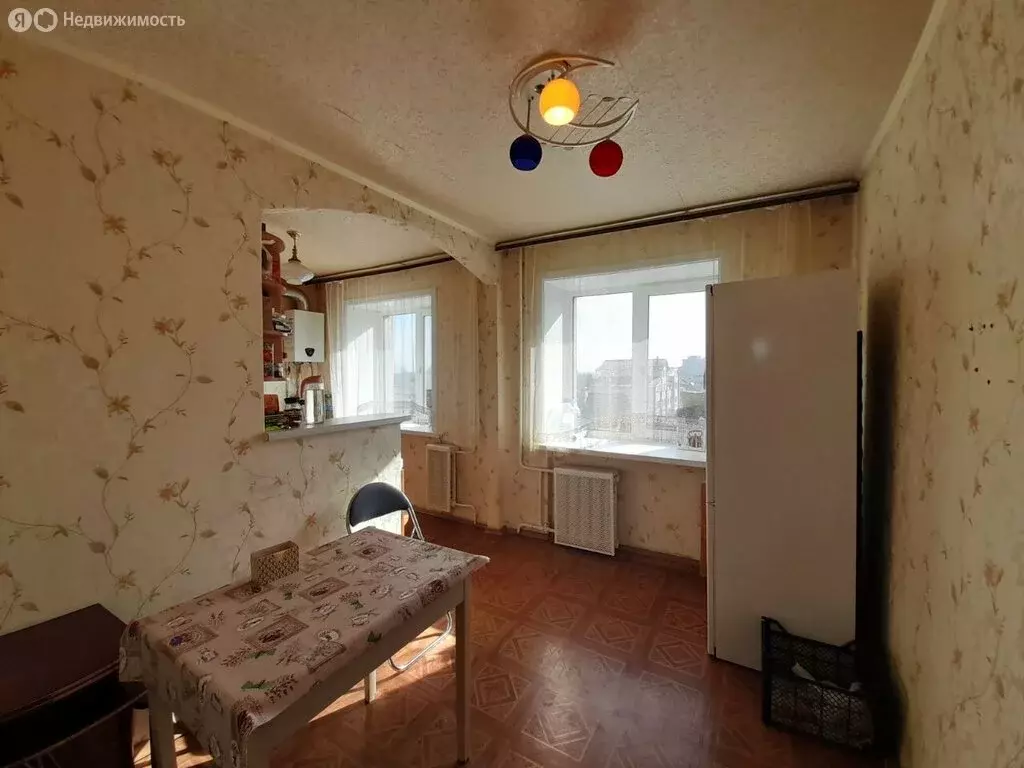 3-комнатная квартира: Владимир, улица Разина, 28 (63.7 м) - Фото 1