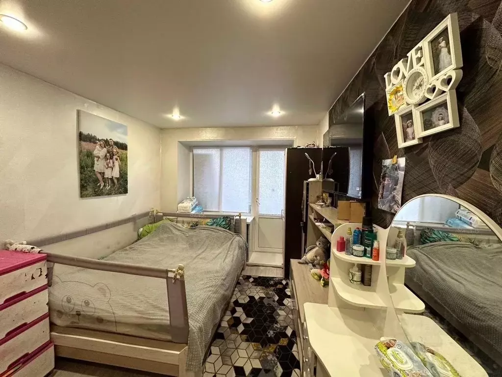 2-к кв. Ленинградская область, Тихвин 1-й мкр, 25 (40.0 м) - Фото 2