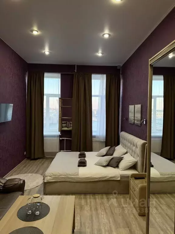 Комната Санкт-Петербург наб. Макарова, 22 (18.0 м) - Фото 0
