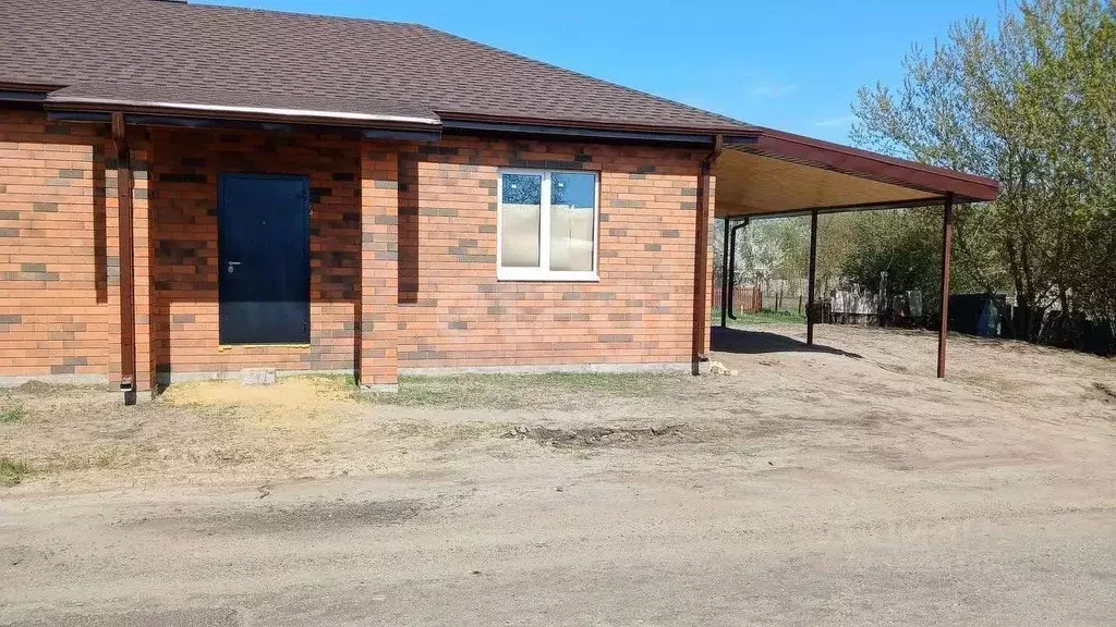 Дом в Белгородская область, Старооскольский городской округ, с. ... - Фото 0