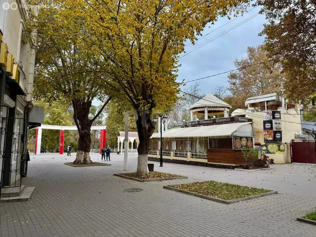 Квартира-студия: Саки, улица Революции, 20 (10.9 м) - Фото 1