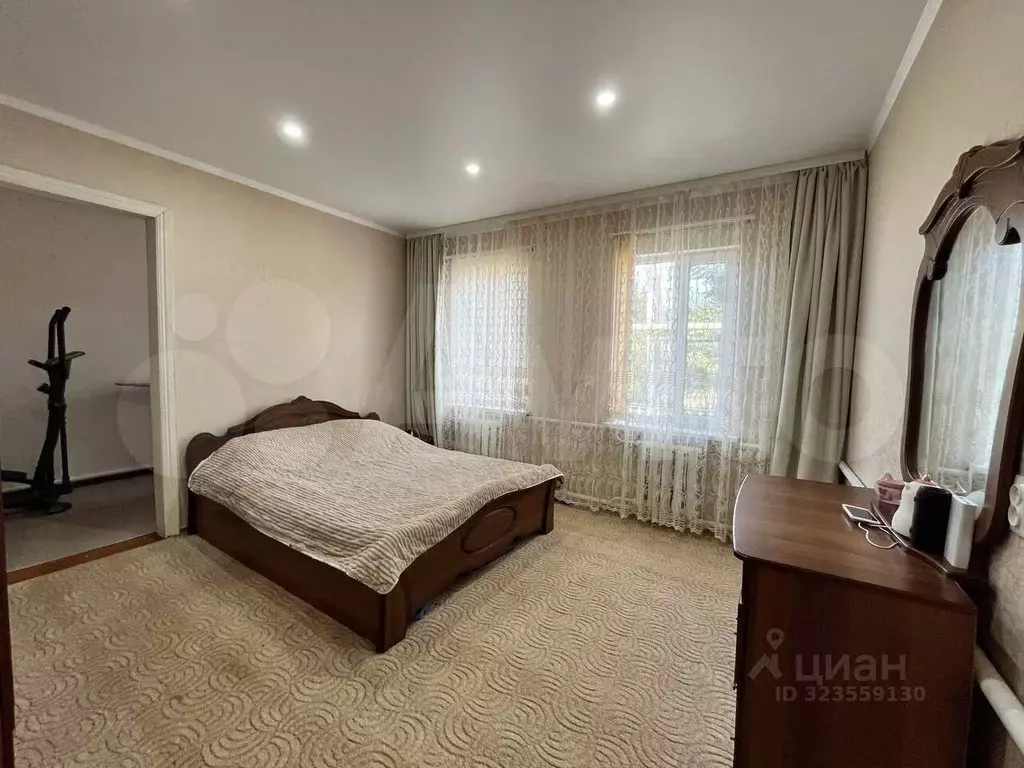 Дом в Краснодарский край, Лабинск ул. Имени Первой Конной (60 м) - Фото 2