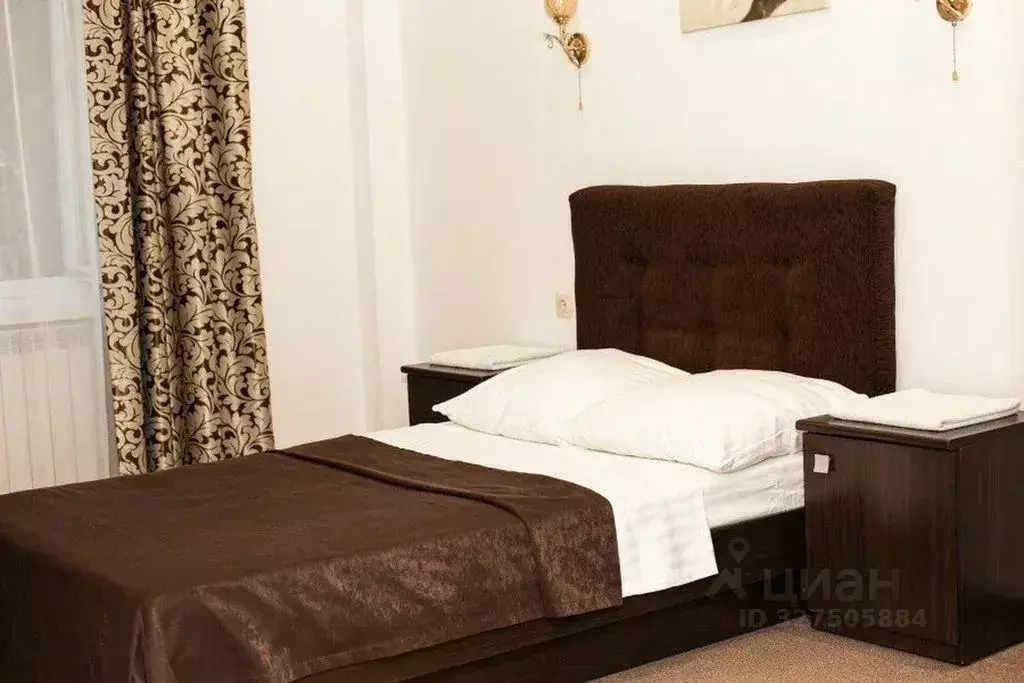 Комната Пермский край, Пермь Екатерининская ул., 141 - Фото 1