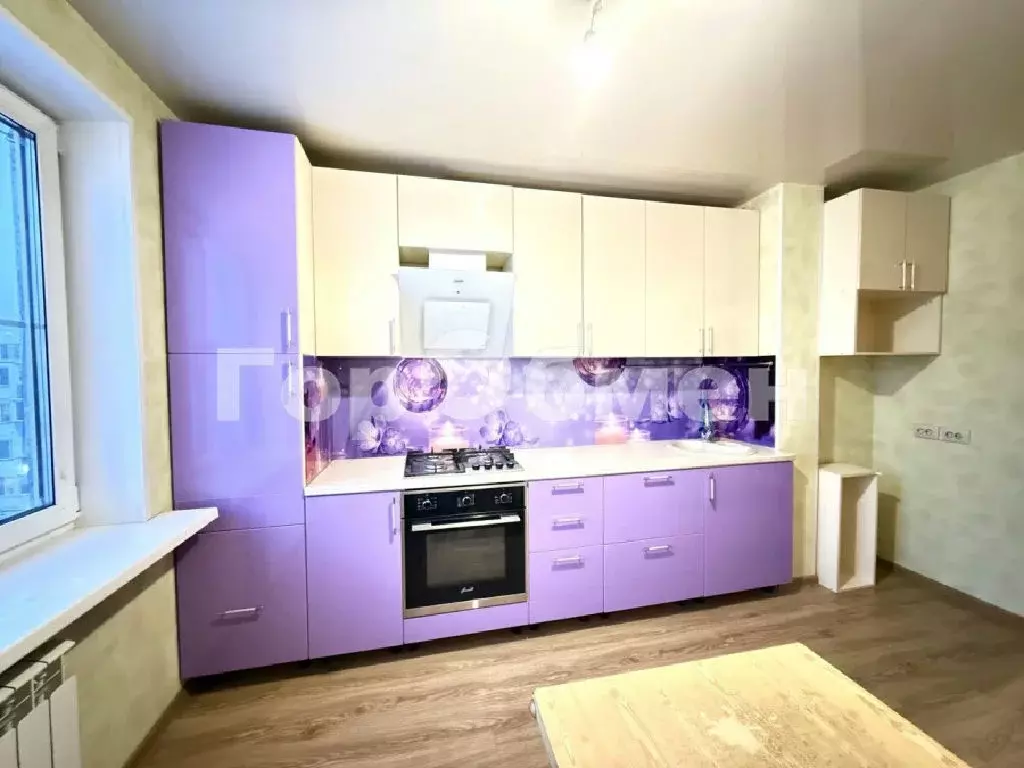 Продается 3-комнатная квартира - Фото 1