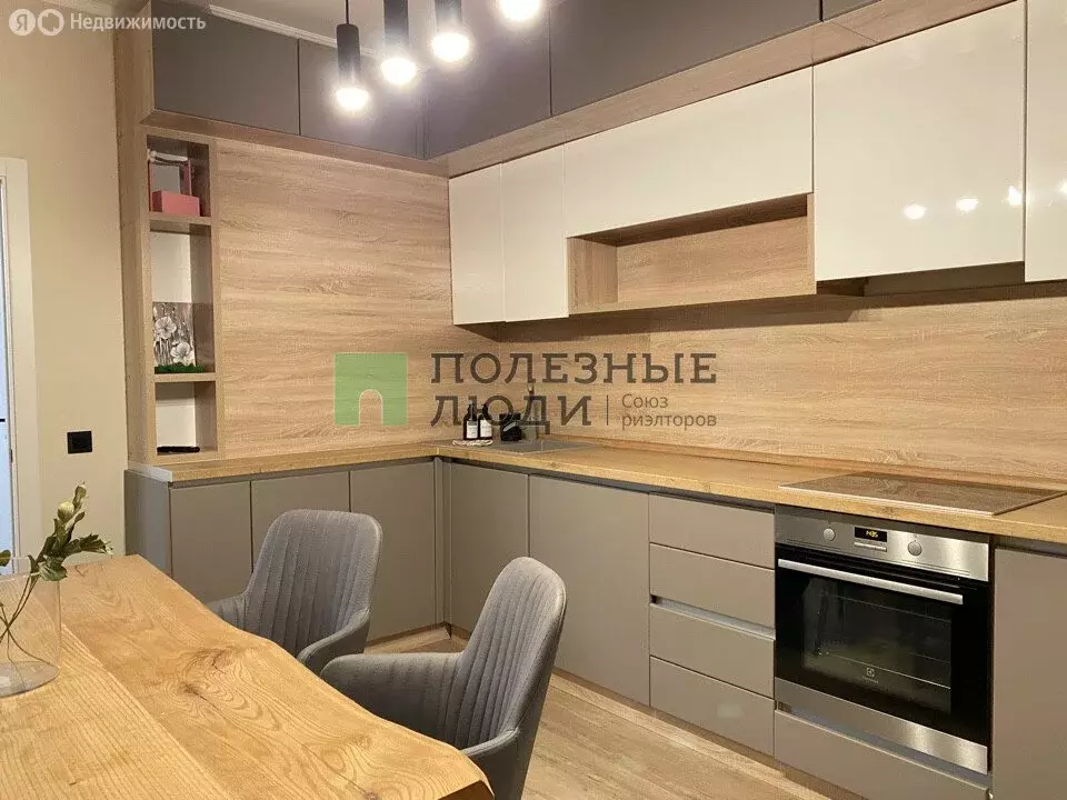 2-комнатная квартира: Красноярск, улица Весны, 25 (65.7 м) - Фото 1