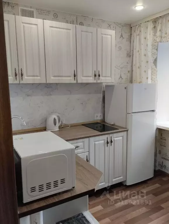 2-к кв. Тюменская область, Тюмень Холодильная ул., 120А (48.0 м) - Фото 0