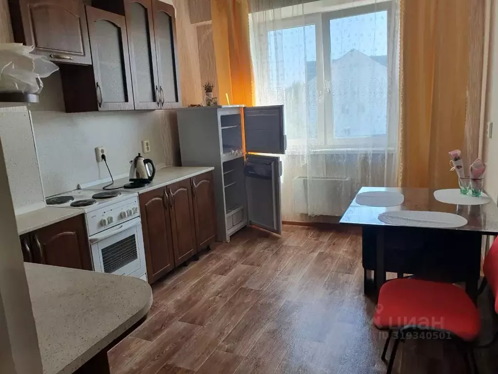 1-к кв. Иркутская область, Иркутск ул. Багратиона, 55 (40.0 м) - Фото 0