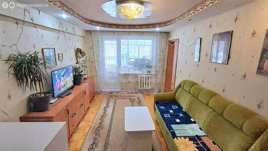 3-комнатная квартира: Ижевск, улица Коммунаров, 177 (59 м) - Фото 2