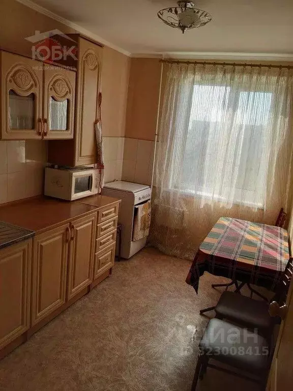 3-к кв. Крым, Евпатория городской округ, Мирный пгт ул. Сырникова, 21 ... - Фото 1